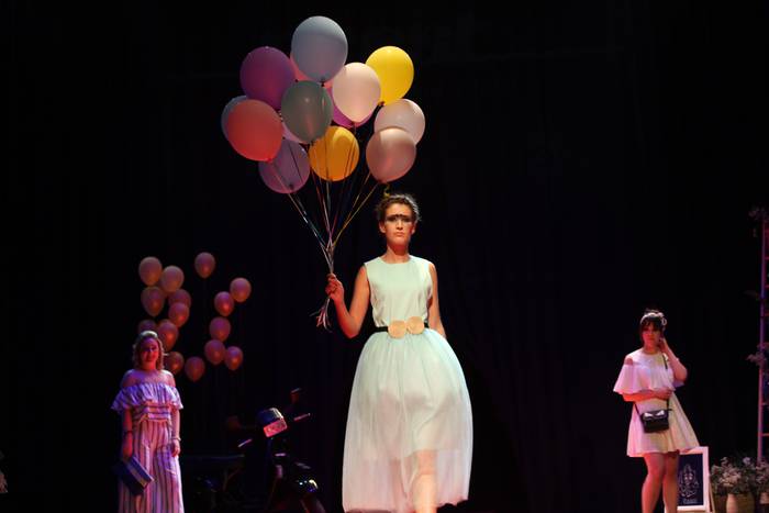 Azaroaren 15ean Azpeitian egingo duten moda desfilerako modeloak behar ditu Bertanek
