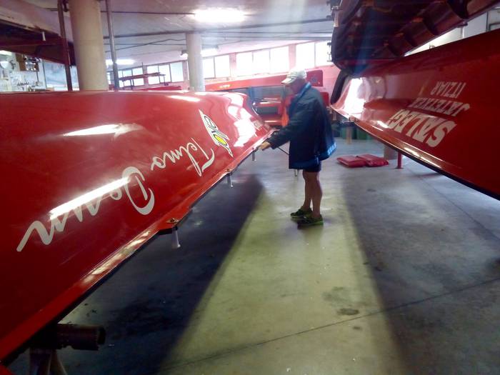 San Miguel liga hasierarako prestatze lanetan aritu dira arraun elkartean