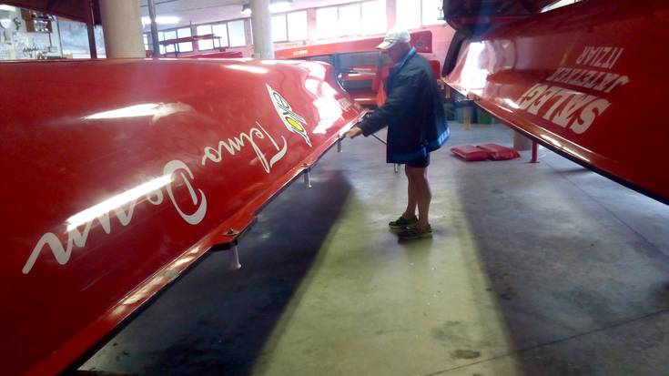 San Miguel liga hasierarako prestatze lanetan aritu dira arraun elkartean