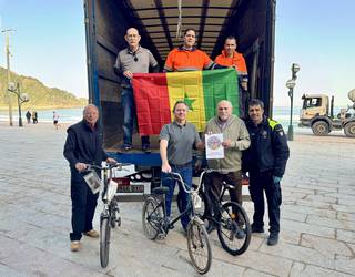 Herrian abandonatuta zeuden 250 bizikleta Senegalera bidali dituzte, beharra dutenei emateko