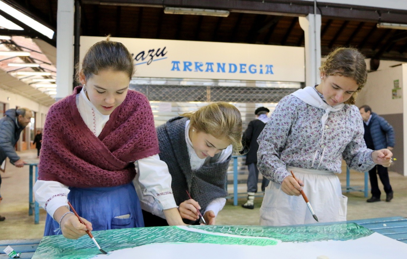 Txuri Urdin elkarteak bertan behera utzi du San Andres eguneko marrazki eta pintura lehiaketa