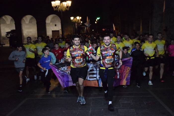 'Escape room' antzezlana ikusteko sarrerak zozkatuko ditu AEK-k Korrikari buruzko galdetegia entzuten dutenen artean