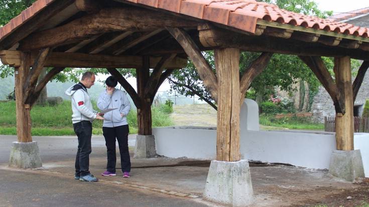 Oñazko plazako etxolatxoa berritu dute