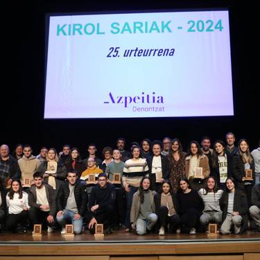 Kirol Sariak banatzeko ekitaldia
