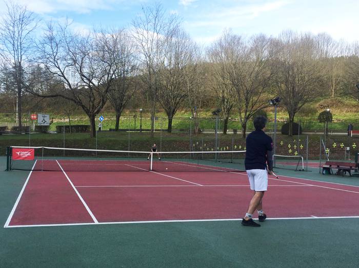 Udazkeneko Tenis Txapelketako finalak jokatuko dituzte bihar, Azkoitian