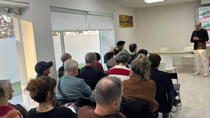 Herria biziberritzeko beharra nabarmendu du Zarauzko EH Bilduk herri batzarrean