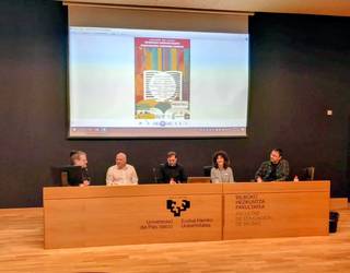 Hiri hezitzaileen gaineko EHUren jardunaldian parte hartu dute Sarasuak eta Urbietak