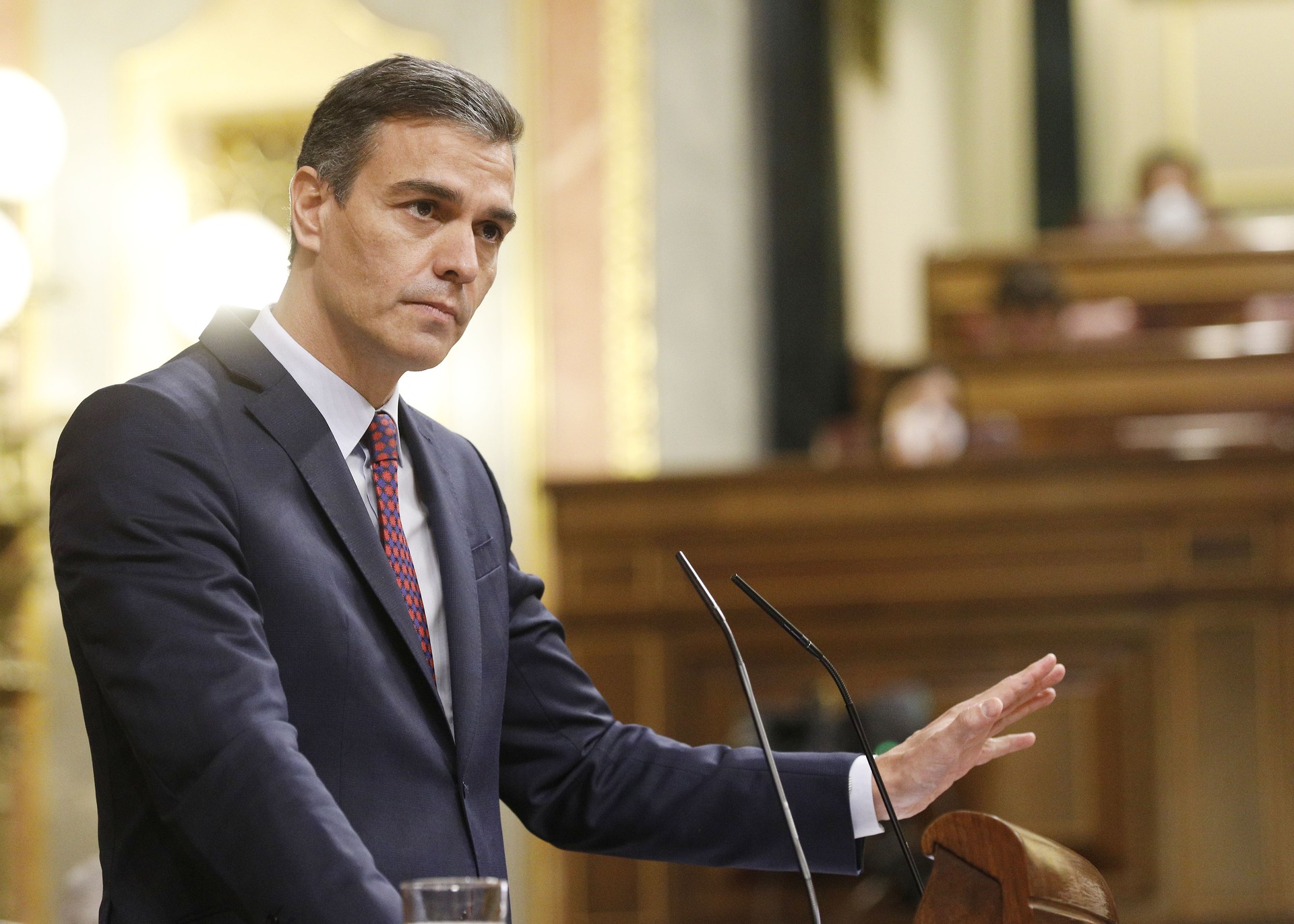 Espainiako Gobernuak ministro kontseilu berezia egingo du bihar alarma egoera ezartzeko