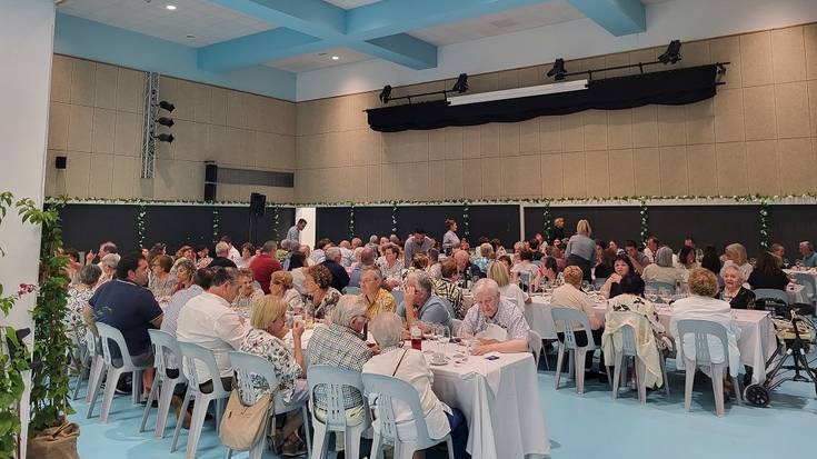 Plaza Ondoren elkartean eska daiteke 90 urte betetzen dituztenen andremarietako omenaldi-bazkariari buruzko informazioa