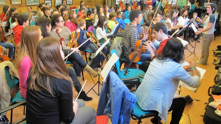 Harizko instrumentuen topaketarako entsegua egin zuten ostiralean