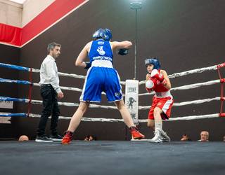 Astelehenean jarriko dituzte salgai ekaineko boxeo jaialdirako sarrerak