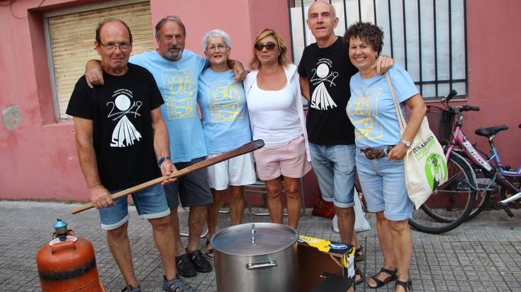 "Hamabost urte daramatzagu marmitako txapelketan parte hartzen batere hutsik egin gabe"