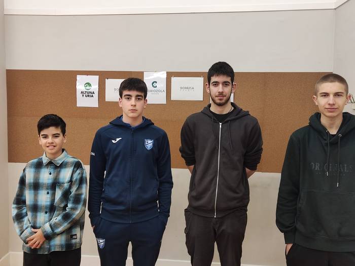 Asteburua bikaina izan da Azpeitiko xakelarientzat