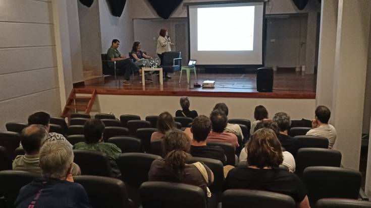 Energia subiranotasuna hizpide hartuta aritu dira Zestoan