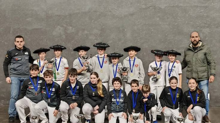 Zumaiako pilotari gazteak, irabazle Gipuzkoako txapelketan