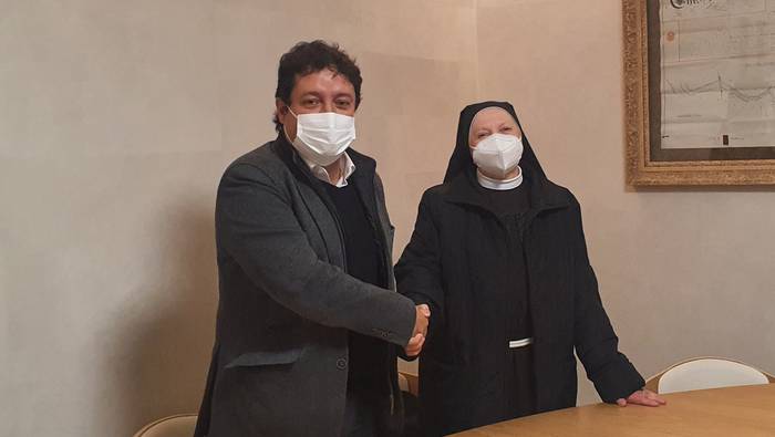 Zarauzko Udalak Santa Klara komentua eta inguruko lurrak erosi ditu 5 milioi euroan