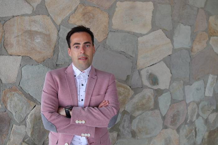 Alfonso Santibañez (PP): "150 etxebizitzatako udal parkea osatu nahi dugu, gazteek 400 euroan alokatzeko"