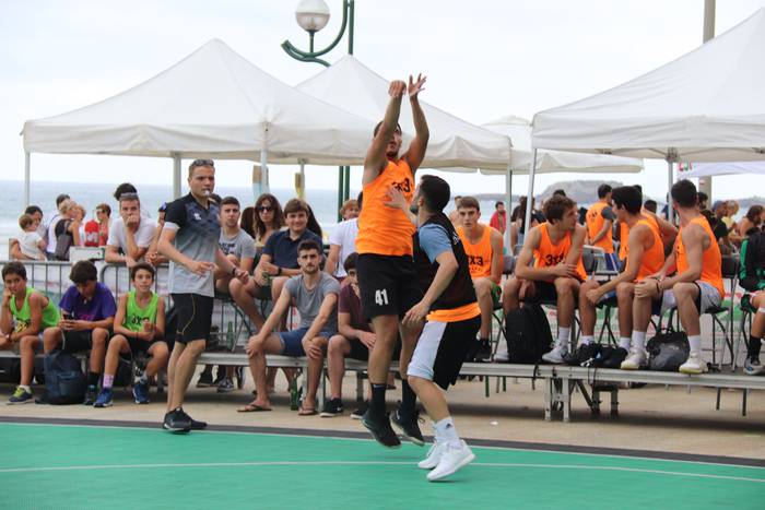 Bihar hasiko da 3x3 saskibaloi txapelketa