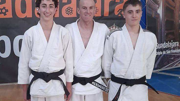 Gerriko beltza eskuratu dute Kodaore judo elkarteko Jakes Barquerok eta Aner Arregik