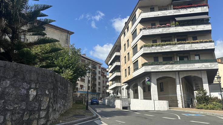 Alberdienea pareko errepidea itxita izango da gaur eta bihar, ur hoditeriako matxura konpontzeko