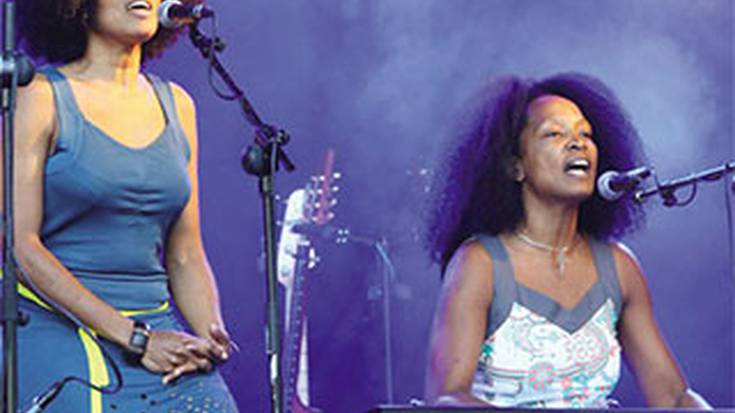 D'Capricho taldeak kontzertua emango du gaur arratsaldean Kofradian