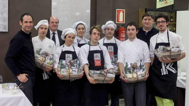 Xabier Izagirrek VI. Euskadiko Sukaldaritza Eskolen Eusko Label saria jaso du