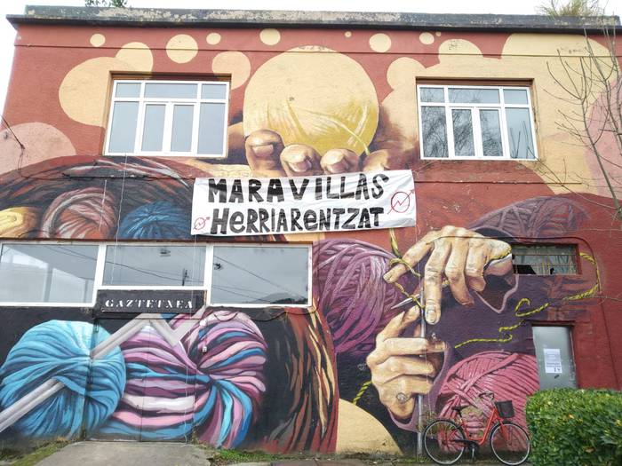 Putzuzulok Maravillas gaztetxearen hutsaraztea salatu du