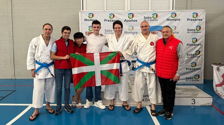 Zilarrezko domina bana lortu dute Haritz Epeldek eta Ander Garate Costaquebrada trofeoan