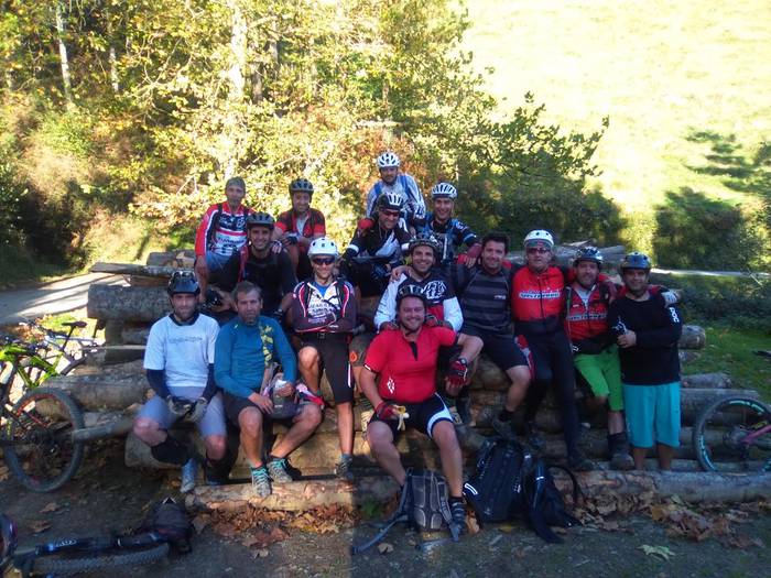 Sastraka bizikleta taldeak urteko azken irteera egingo du igandean