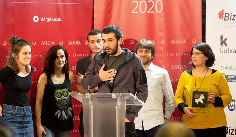 Apustu etxea ixteko eginahalean, egitasmo berriak iragarri ditu Elkar-ekinek