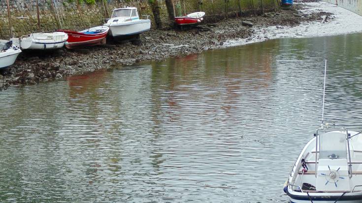 'Lasuna' batela Olarro Eguneko estropadetarako entrenatzeko erabili daiteke dagoeneko