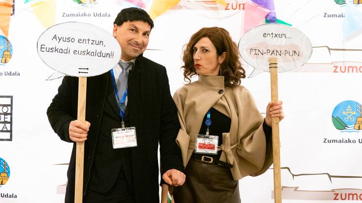 'Pradales eta Ayuso' eta 'Lego', inauterietako mozorro lehiaketako irabazleak