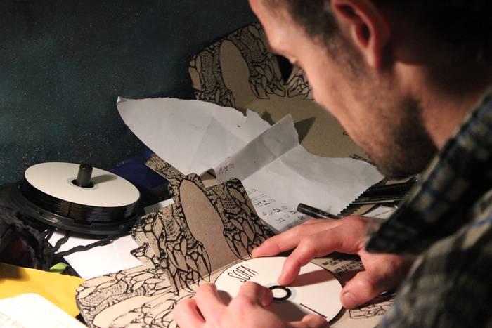 Imanol Sesma: «Gustatuko litzaidake jendeak musika sofa batean eserita entzutea»