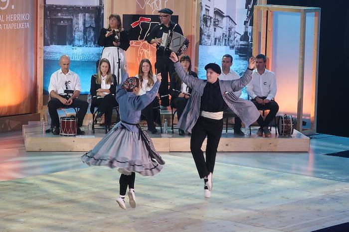Jone Arriaran eta German Aranburu, hirugarren Euskal Herriko Dantza Txapelketan