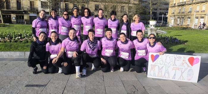 Lilatoia aitzakia, emakume korrikalari taldea sortu dute Aian