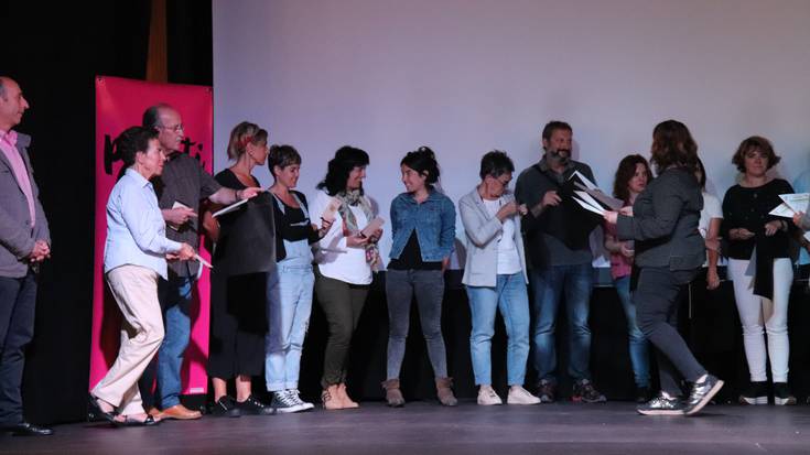 Mintzalagun programan parte hartzeko deia egin dute