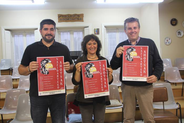 Tolosako abesbatza lehiaketako partaide batzuk Zarautzen izango dira