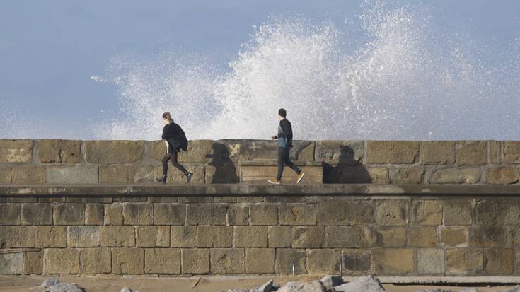 Alerta laranja ezarri da kostaldean