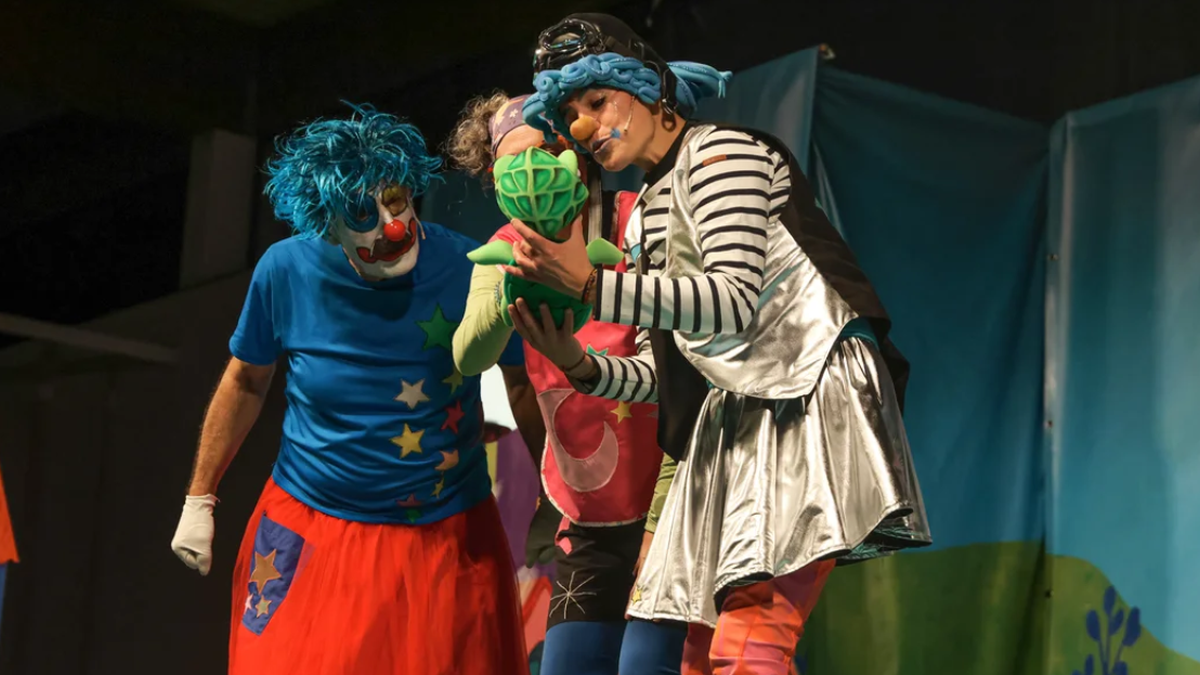 'Zerua lapurtu dute' ikuskizuna, apirilaren17an Karela kiroldegian