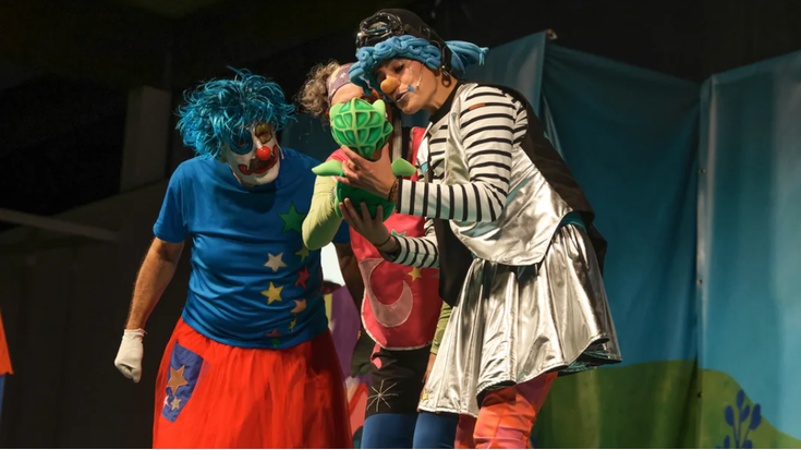 Bihar jarriko dituzte salgai Porrotx, Marimotots, Pupu eta Lore pailazoen emanaldirako sarrerak