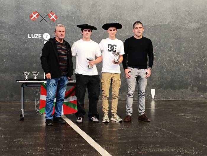 Gipuzkoako txapelketa irabazi du Zumaiak, larruzko paleta modalitatean