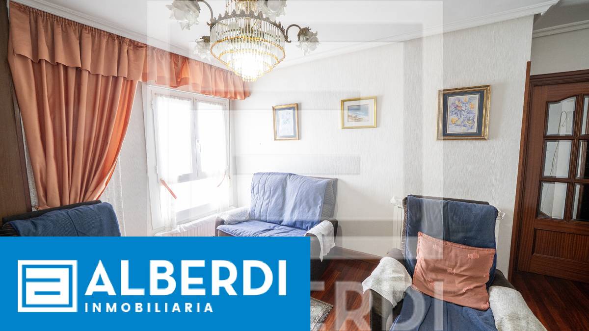 Alberdi Inmobiliaria: hiru logelako etxebizitza Aingeru kalean