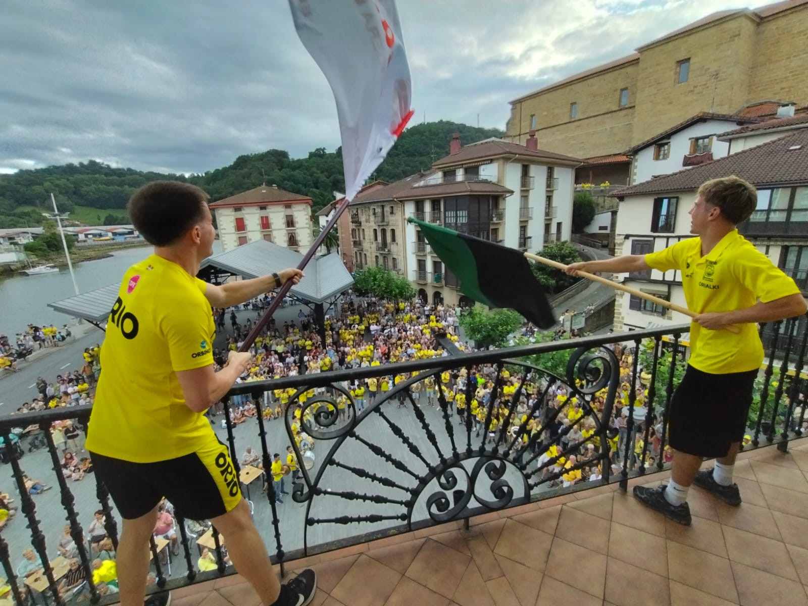 Hasi da bandera festa
