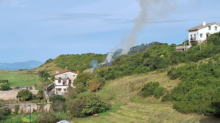 Su hartu du Ardantzabideko belardi batek