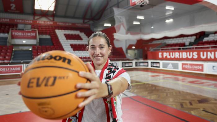 Sara Iparragirre Portugalgo Benfican arituko da