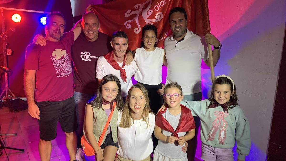 Arrain nahastuak eta Zugea bagea, irabazle Olagarro eguneko batel estropadan