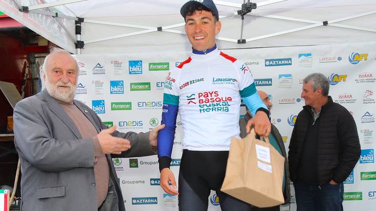 Xabier Arasolok lortu du lehen euskal txirrindulariaren maillota denboraldiko estreinako jardunaldian