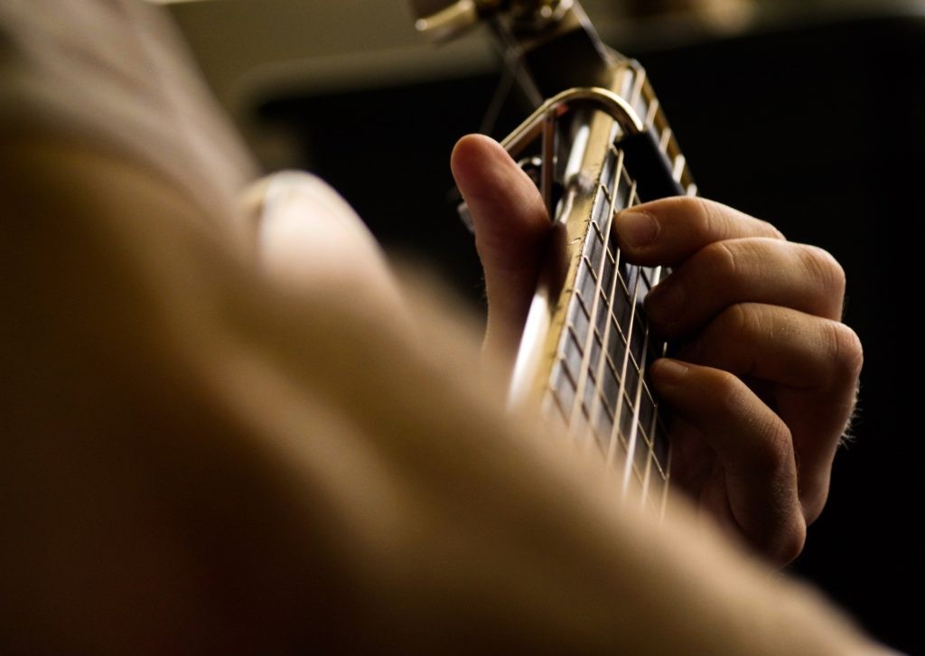 Gitarra entzunaldia izango da arratsaldean, Elkargunean
