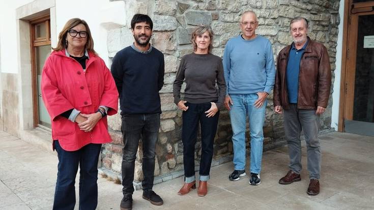 Diktadura garaiko bizipenak kontatzeko deia egin diete herritarrei