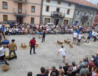 Aizarnazabalgo taldea nagusi, Aizarnako festetan jokatutako erronkan